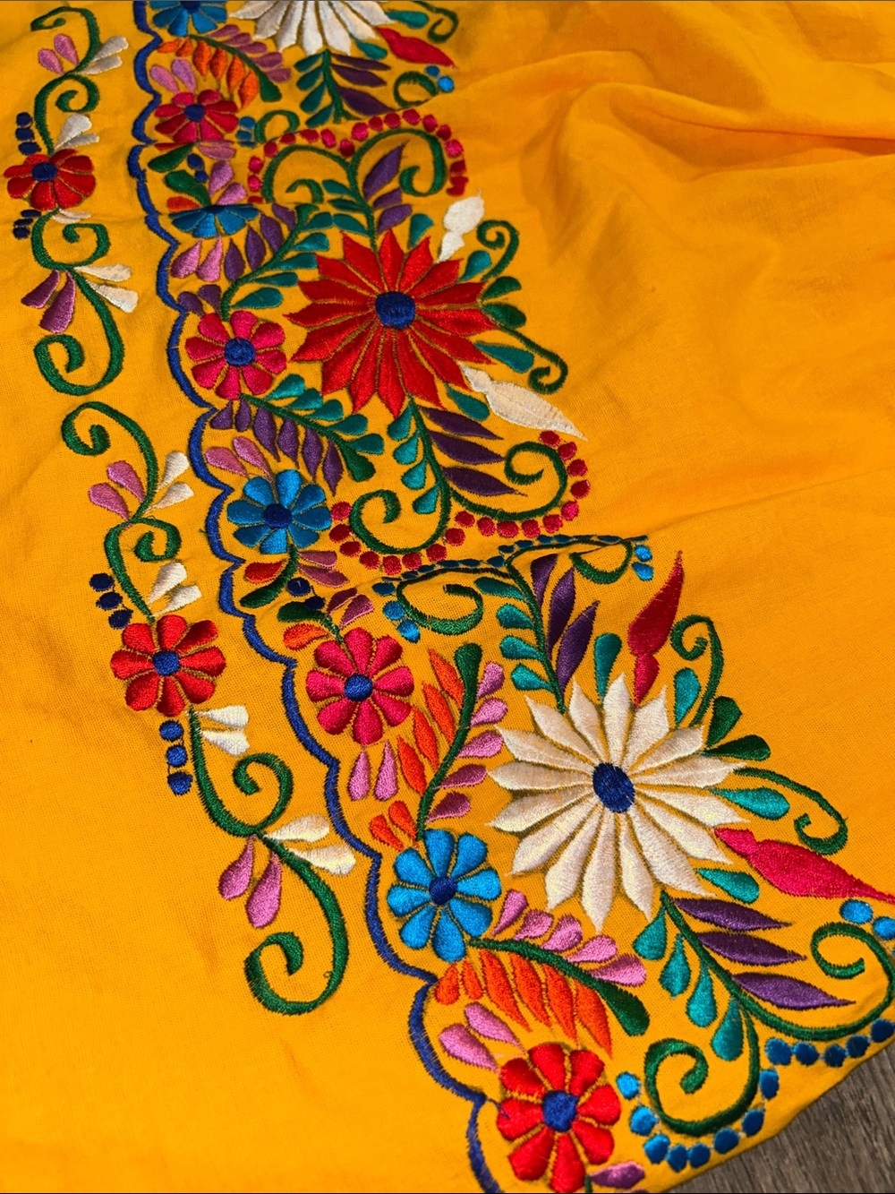 Mexican Embroidered Off Shoulder Oaxaca Peasant Dress Bright Yellow Floral M/L - Picture 4 of 8
